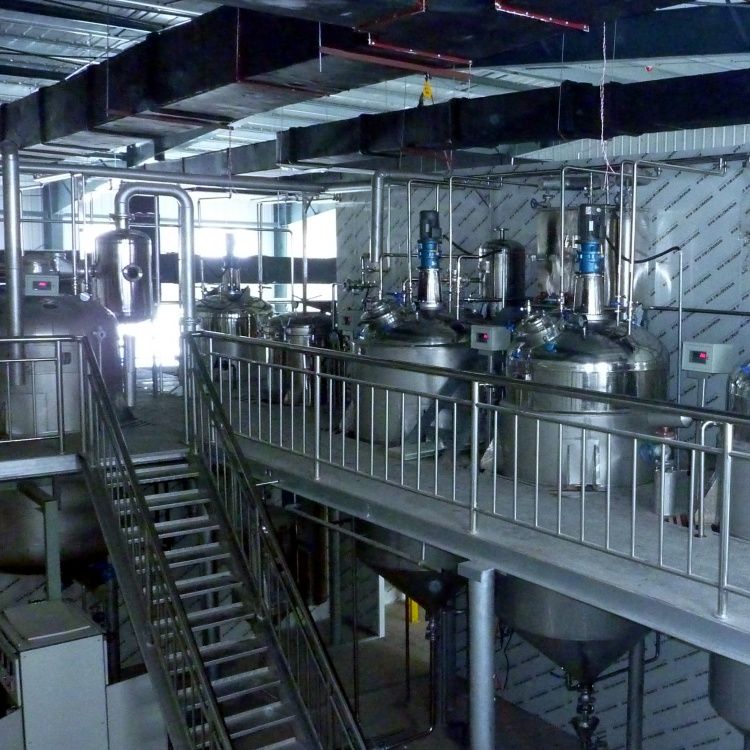 辣椒紅色素提取設(shè)備工作原理，低溫萃取設(shè)備如何選擇？